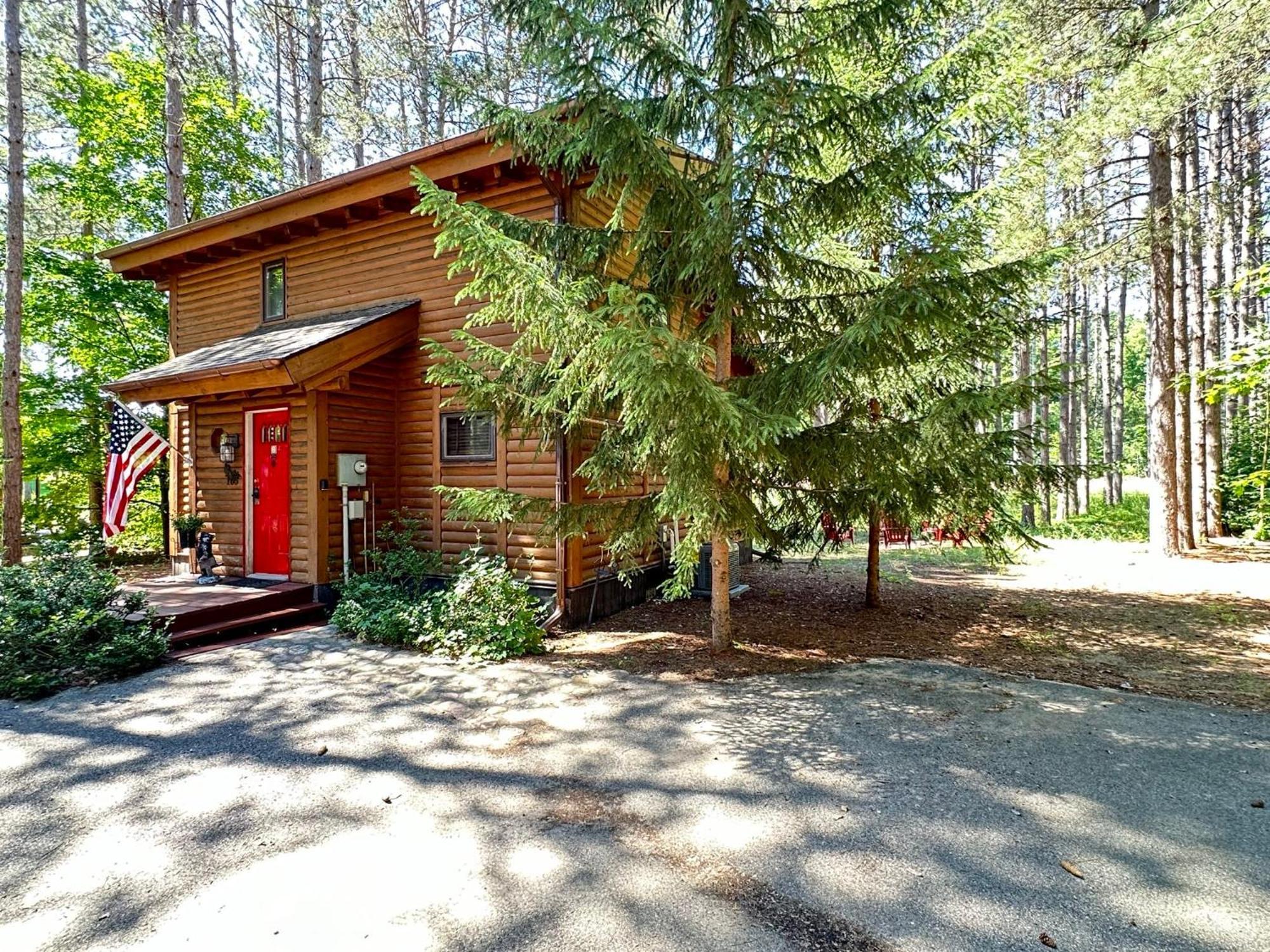 Crystal Mountain Cabin-Shuttle Pass Included! Thompsonville 外观 照片
